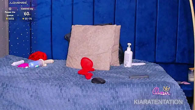 kiaratentation: вебкам-шоу