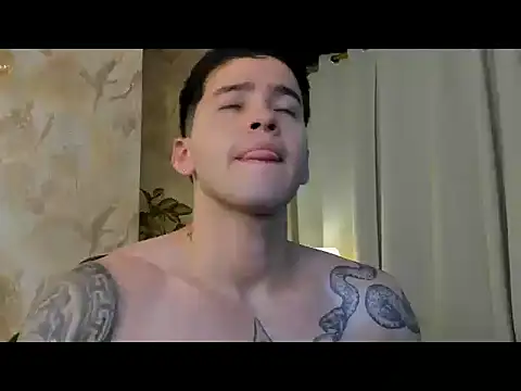 Show modela RONNY_COLTON na web-kameri