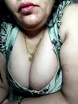 sneha_rose webkamerás műsora