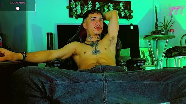 HannibalLester Webcamshow