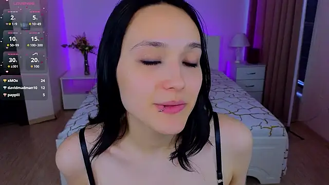 Chatroom XXX en direct de DarcyBlackwood