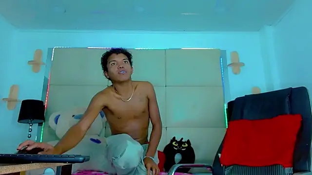 Chris_Hott's Webcam Show