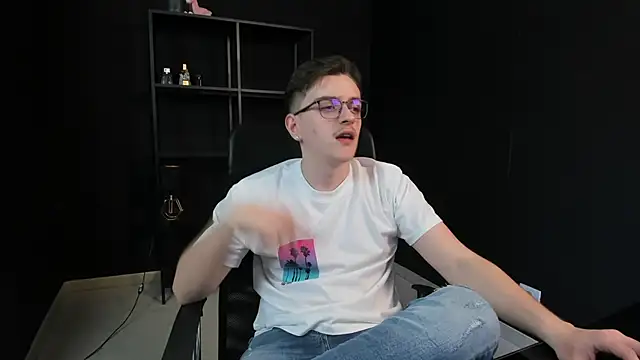 FelixStarkk live XXX chat