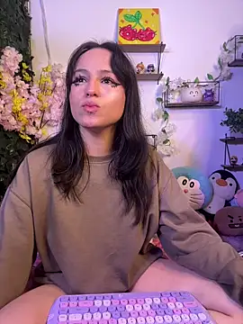 Eymmy_24 Live XXX-Chat