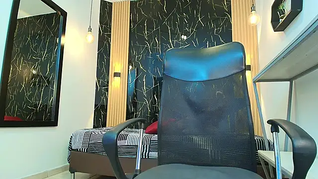 ValeriHot_1 即時 XXX 聊天