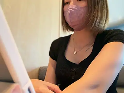 Rose168_ élő XXX-chatje