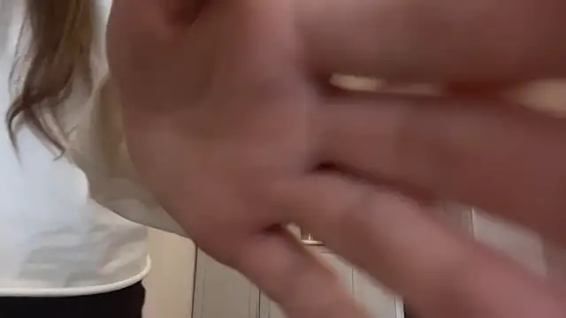 QueenBalensiefen's Live XXX Chat