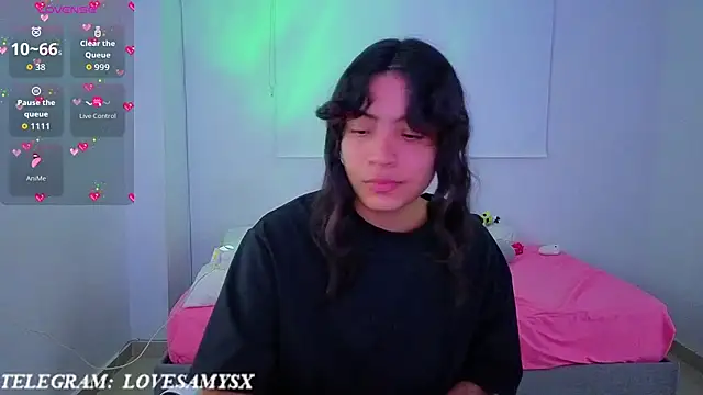 XXX chat uživo modela Lovelyamyy