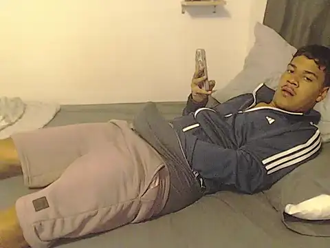 Ugh_Manux Live XXX Chat
