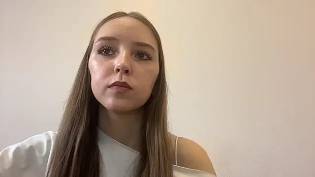 Show modela QueenBalensiefen na web-kameri