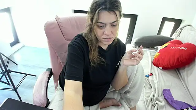 Dyana_Kaylinn's Webcam Show