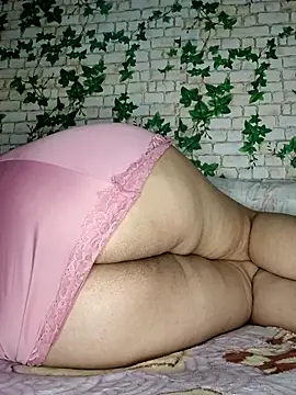 yaraa49 Adlı Modelin Web Kamerası Şovu