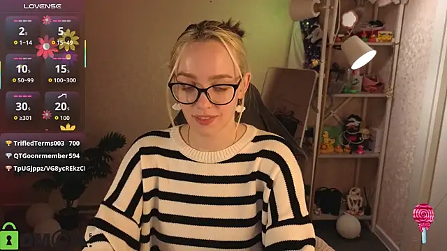 R0cket_bunny's Live XXX Chat