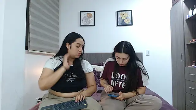 Scarlett_Jazmin's Live XXX Chat