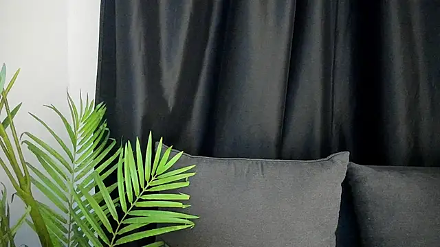 MeganHoffmaan Chat XXX live