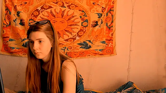 AliceCUNTach Live XXX Chat