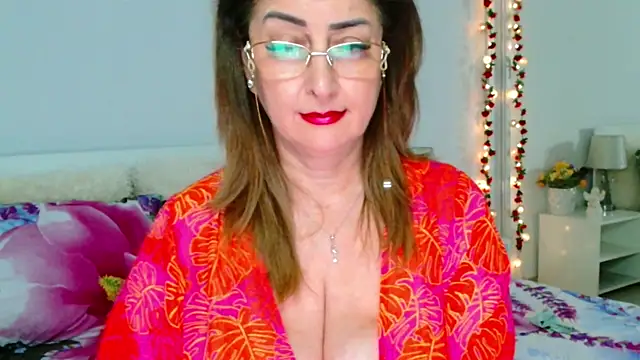 Chat XXX en directo de Tyana40