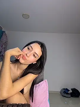 Chat +18 de Violetta_cutess ao vivo