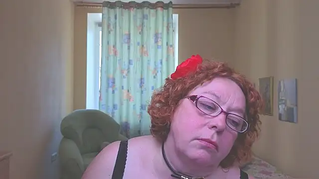 Chat +18 de Fara_Flutte ao vivo