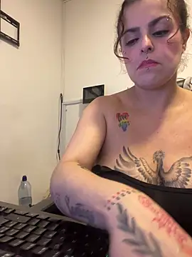 MiaHotboobs Chat XXX live