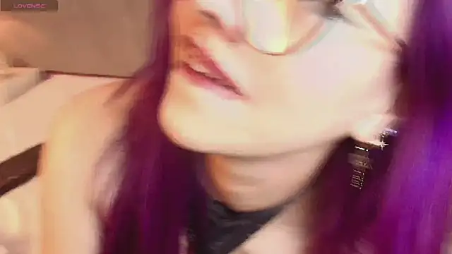 Živý XXX chat Emilyroth