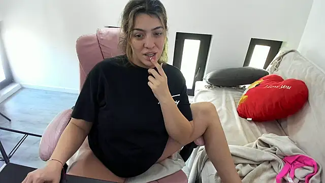 Dyana_Kaylinn's Live XXX Chat
