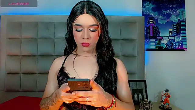 Show modela AmazingMistressNathy na web-kameri