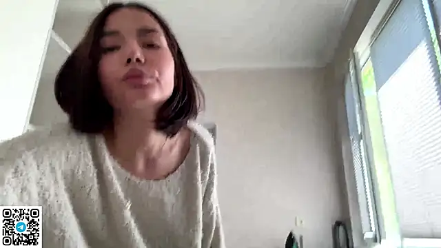 Вебкам-шоу MarylnMonnier
