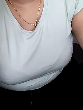 QueenHaryanaa's Live XXX Chat