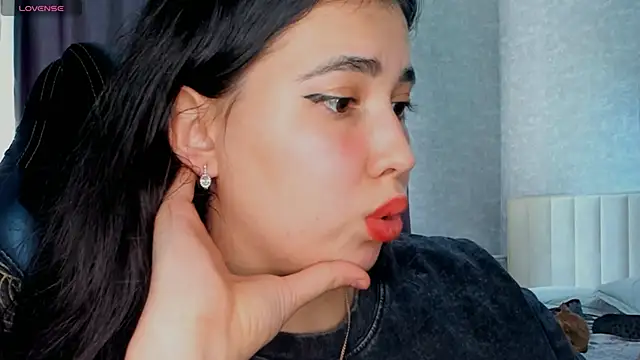 Diara_1an – Naživo XXX chat