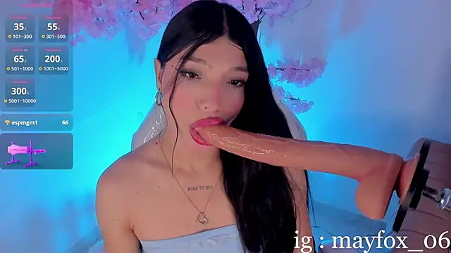 May_Fox_ – Naživo XXX chat