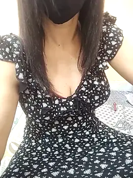 Rising_Queen's Webcam Show