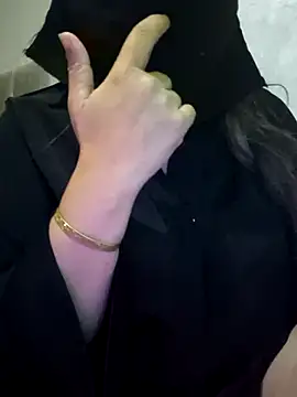 Queenhoiyam Adlı Modelin Canlı XXX Sohbeti