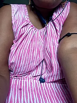 Show de Sonia9119 na webcam