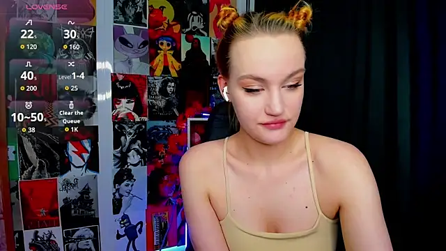 แชท XXX สดของ Ida_FaneStain