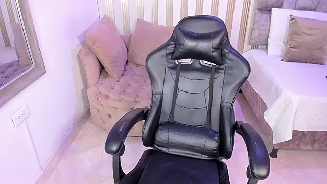 celeste_collins_'s Live XXX Chat
