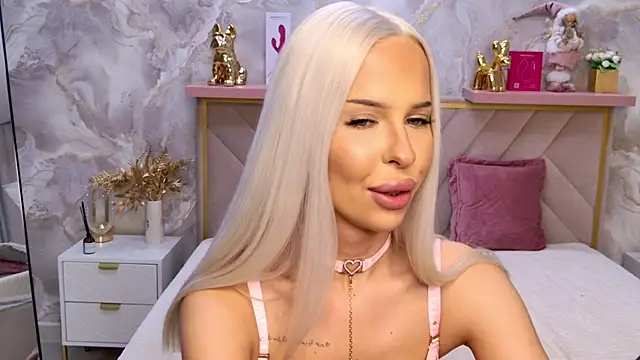 EvaXElfi Live XXX Chat