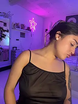lucianaroy's Live XXX Chat