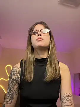 Lisa_Blossom live XXX chat