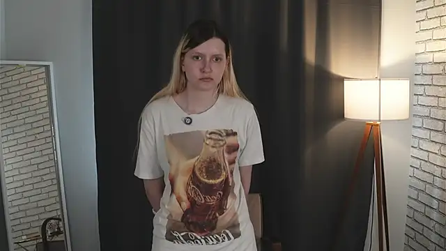 Онлайн чат XXX GinetteHronick