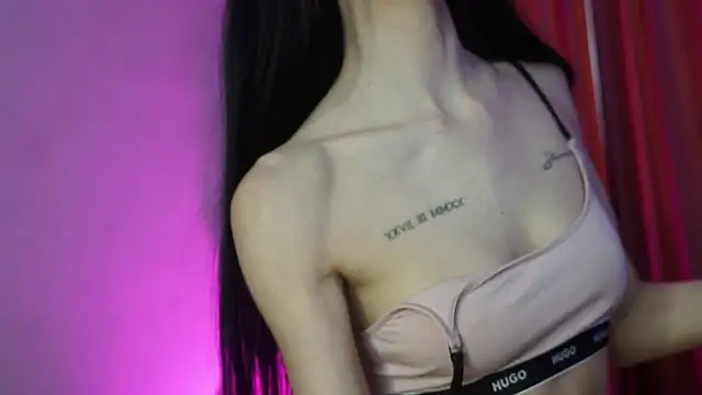 EvePosh's Live XXX Chat
