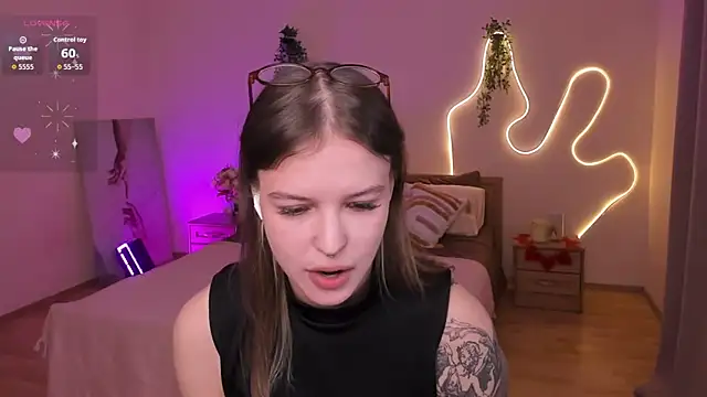 Lisa_Blossom's Live XXX Chat