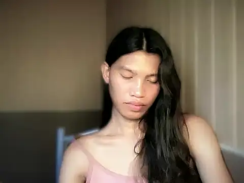 Yourgoddess_jayve élő XXX-chatje