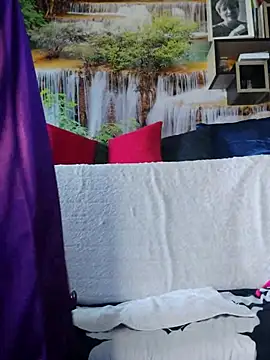 XXX chat uživo modela QueenPammy1