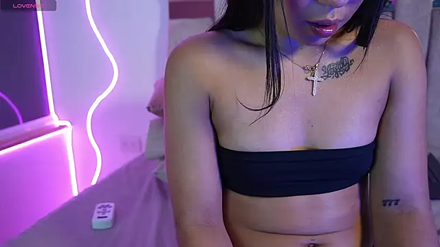 Chatroom XXX en direct de Petitte_Mussa