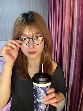 A-cola 在線直播表演