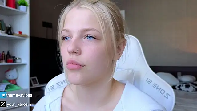 Maya_Rave Live XXX-Chat