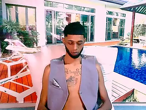 CharmingIndian1 – Naživo XXX chat