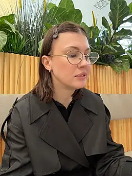 RinaCat Adlı Modelin Canlı XXX Sohbeti