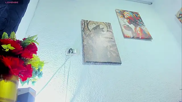 Lola_wish1 élő XXX-chatje